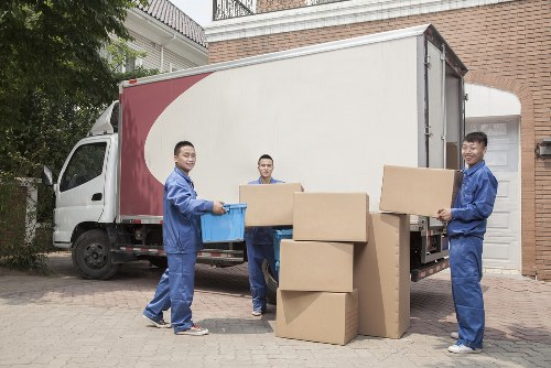 Secure furniture transport using a removal van in Saintpancras