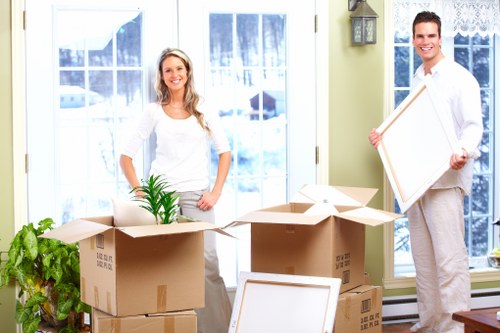Screen-reader friendly web content for Saintpancras Removals